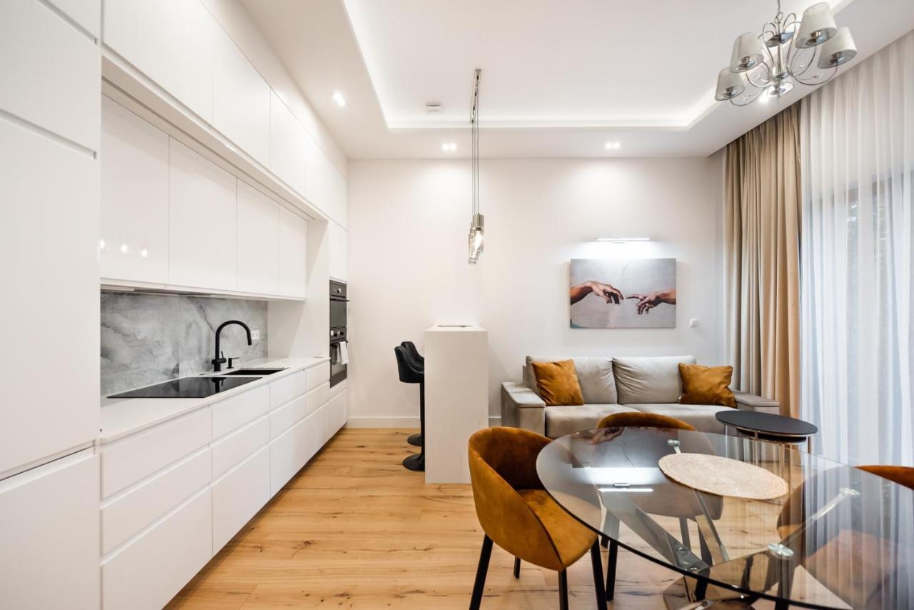 Zlota Sophisticated Apartment Warschau Exterior foto