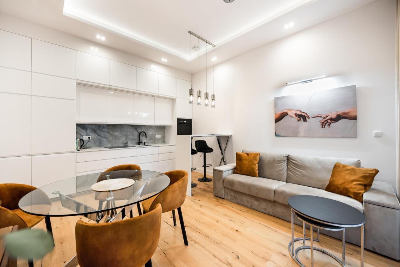 Zlota Sophisticated Apartment Warschau Exterior foto