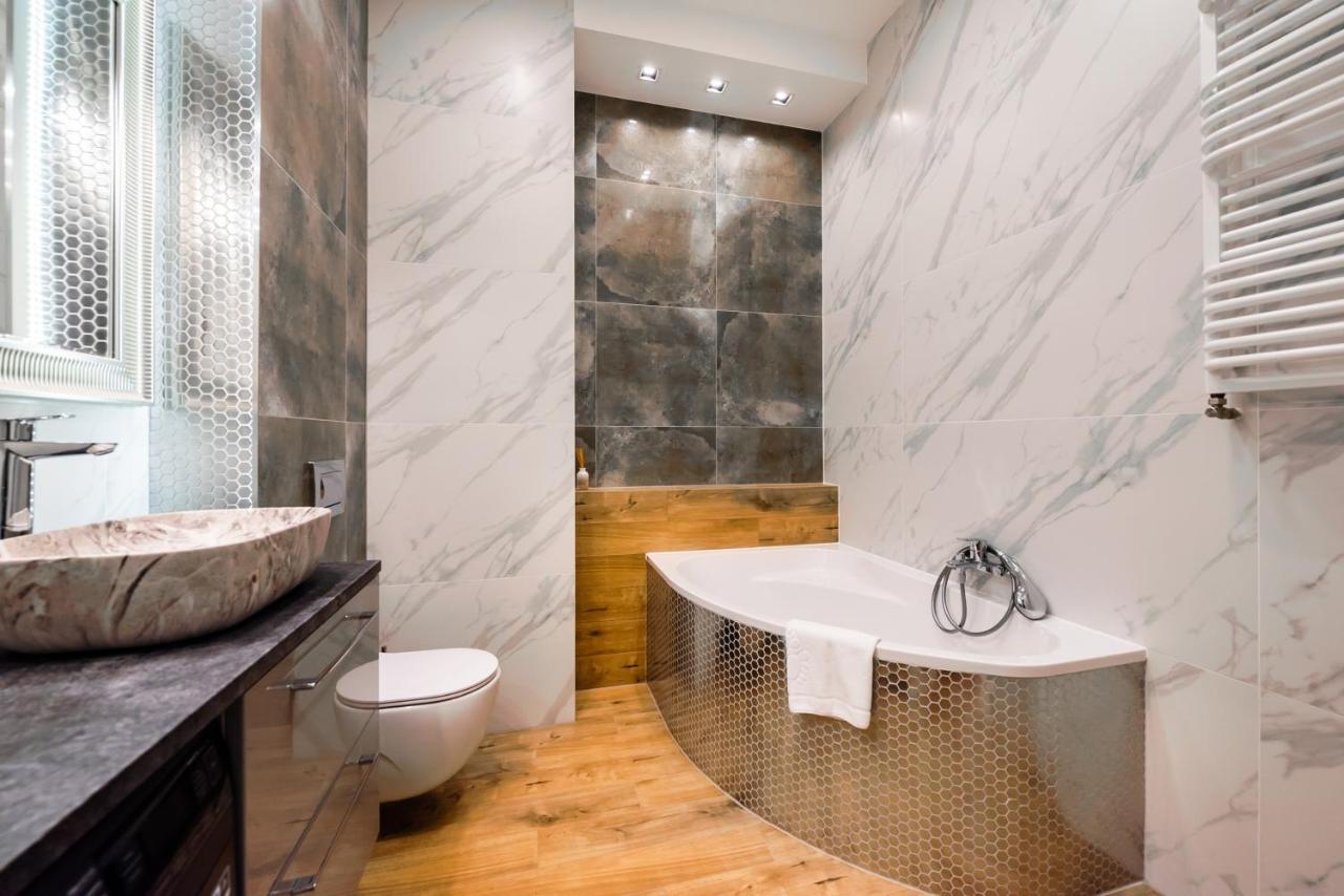 Zlota Sophisticated Apartment Warschau Exterior foto
